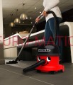 Odkurzacz Numatic NRV240 Reeler ze zwijakiem 12,5 m, 9 l – w akcji 2