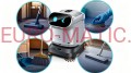Robot Keenon zamiata, odkurza, szoruje i zbiera kurz mopem