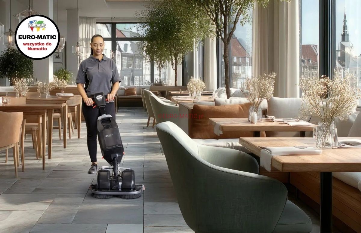 Jaką szorowarkę wybrać do restauracji, stołówki i sklepu? Mała maszyna do mycia podłóg tam, gdzie mop przeszkadza gościom